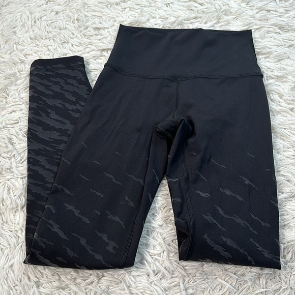 Lululemon Wunder Under Special Edition Leggings Lunar New Year Black Tiger - Picture 1 of 5